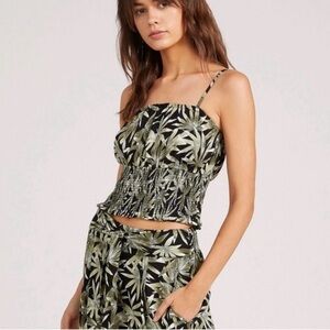 NEW VOLCOM Coco smocked Jack’s Surfboards top